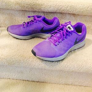 Nike women’s zoom pegasus 31, purple/ gray